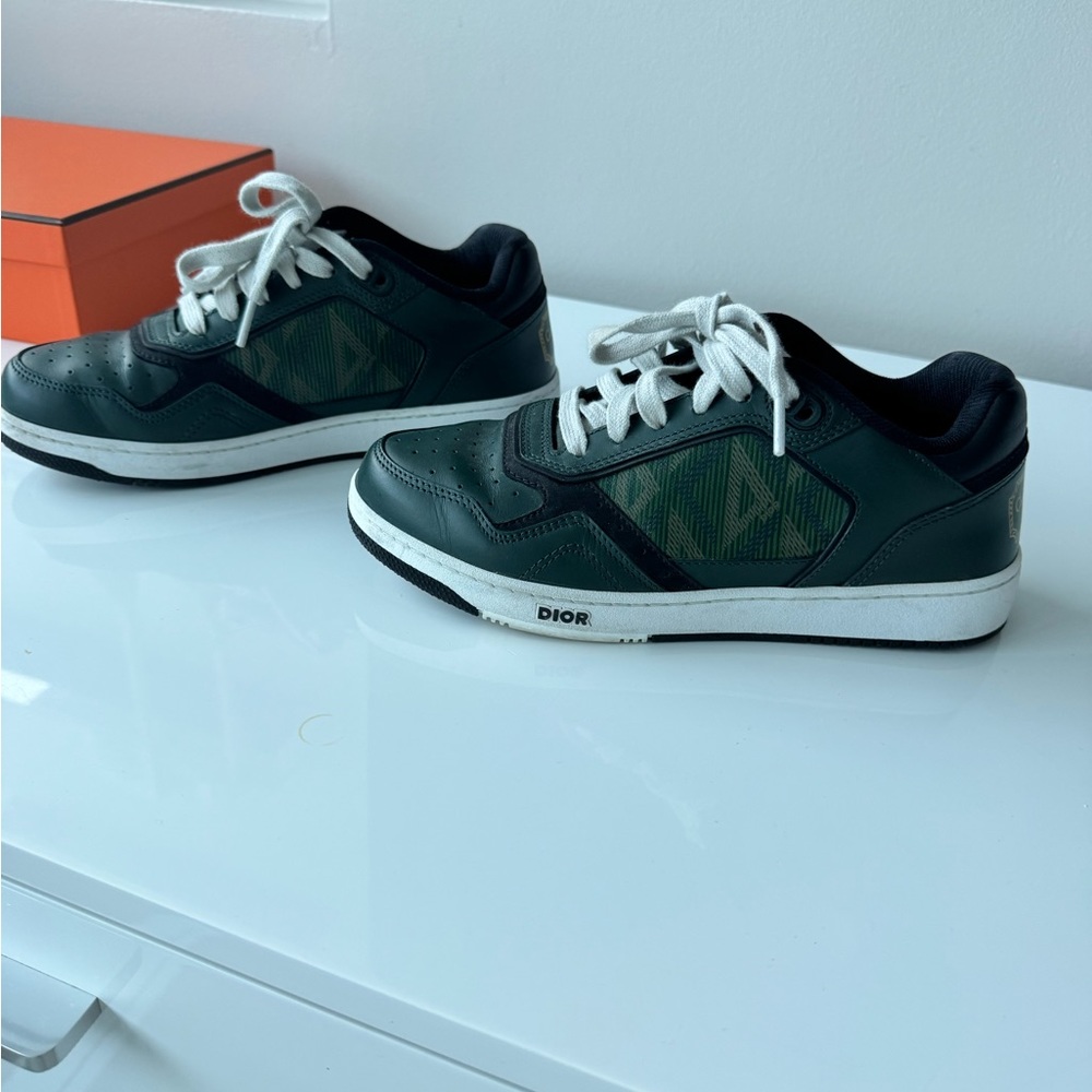 Dior sneakers size 38